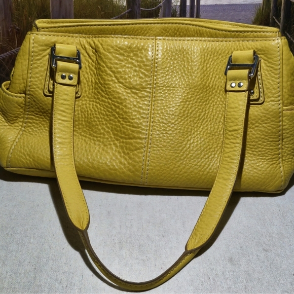 VINTAGE-- 3 Compartment GENUINE Pebbled Leather, Mustard Yellow, Shoulder Bag - Picture 1 of 15